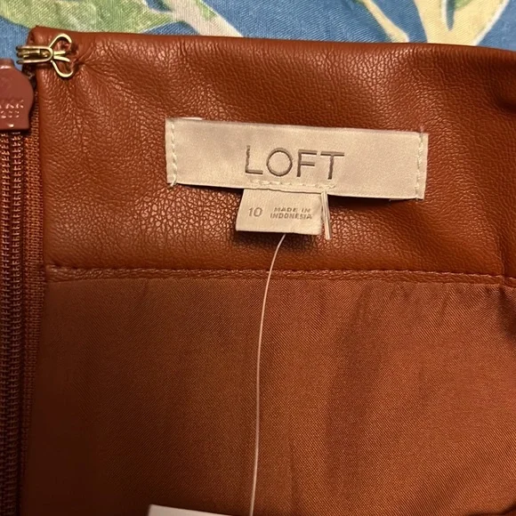 Loft Leather Skirt - Picture 6 of 9